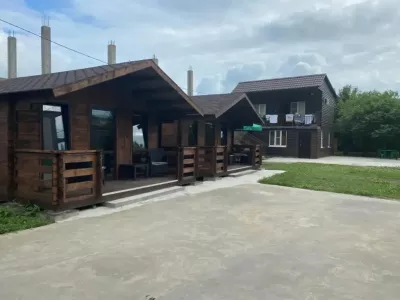 Гостевой дом на Лакоба 4