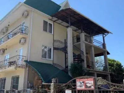 Guest House Aphyn Leto